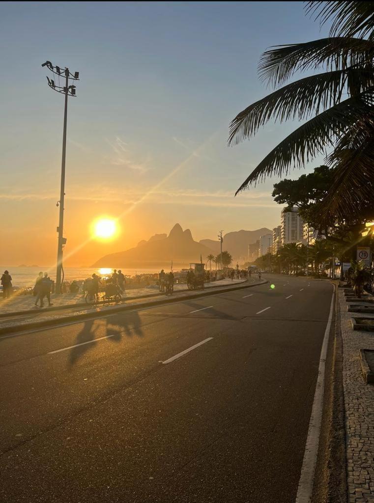 Alugo Quarto Espacoso Com Banheiro Privado Em Apartamento Em Copanema Río de Janeiro Exterior foto